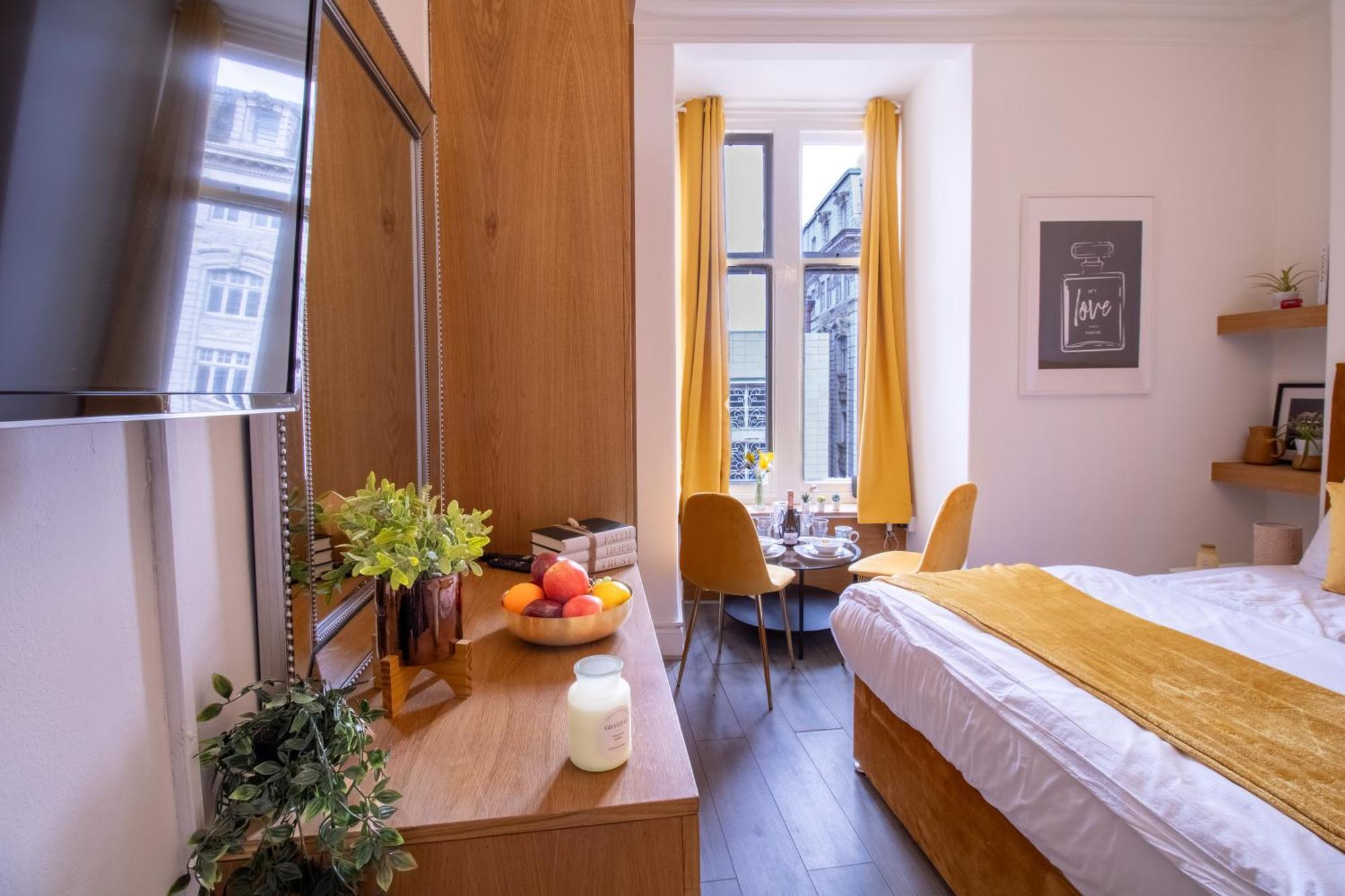 Spacious Studio Apartment On Oxford Street 9Gc ロンドン エクステリア 写真